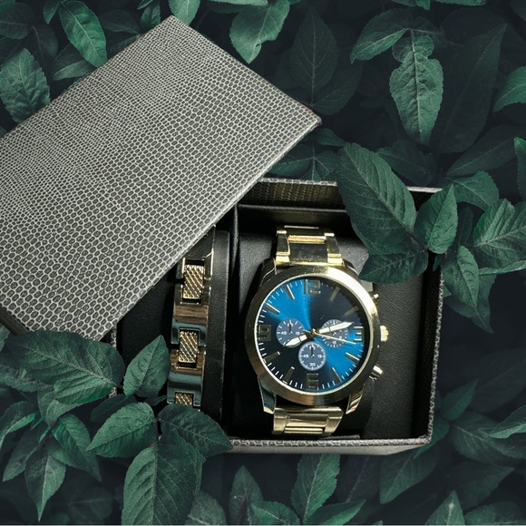 Macy's Other - NIB Watch and Bracelet Gift Set